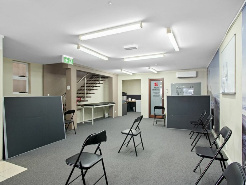 80 Ferny Avenue, Surfers Paradise QLD 4217