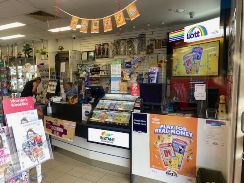 Palm Waters News&Gifts/Shop 16B Nineteenth Avenue Shopping Centre, Elanora QLD 4221