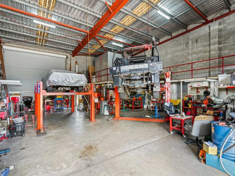 10 Tradelink Road, Hillcrest QLD 4118