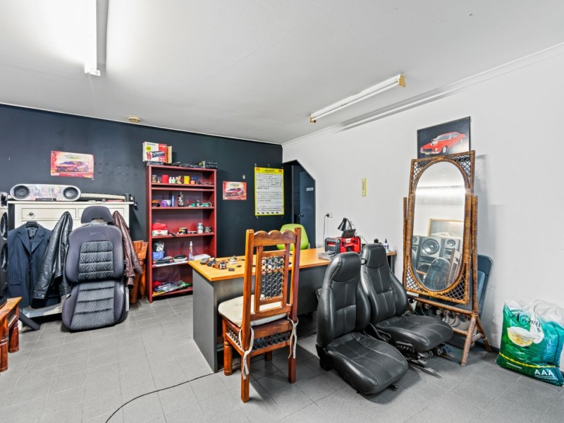 10 Tradelink Road, Hillcrest QLD 4118