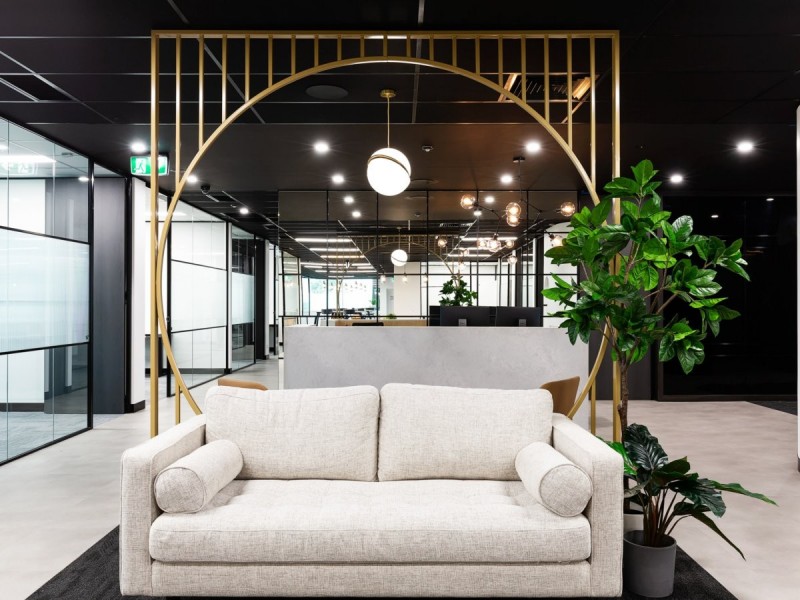 8 Clunies Ross Court, Eight Mile Plains QLD 4113