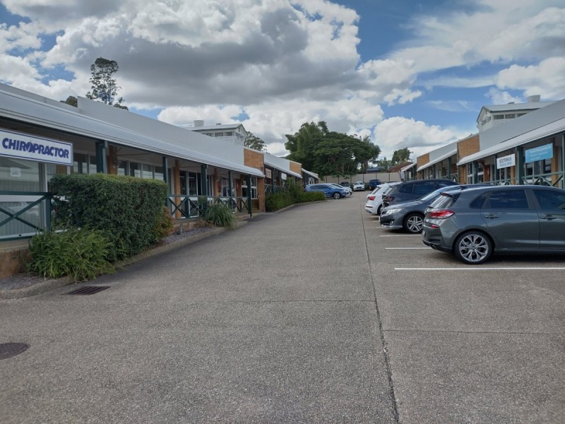 2/3460 Pacific Highway, Springwood QLD 4127