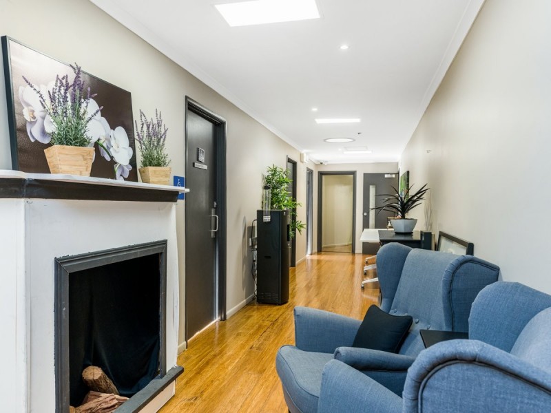 198-200 Springwood Road, Springwood QLD 4127