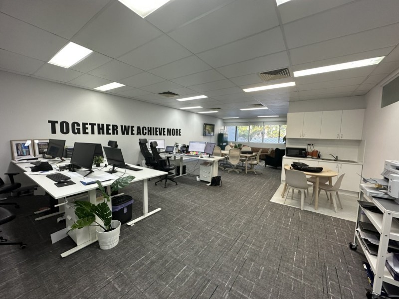 4/1293 Logan Road, Mount Gravatt QLD 4122