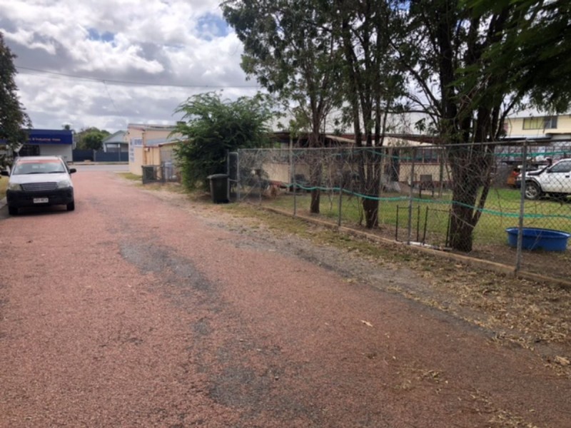 278 Gill St, Charters Towers QLD 4820