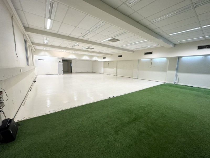 934 Logan Road, Holland Park West QLD 4121