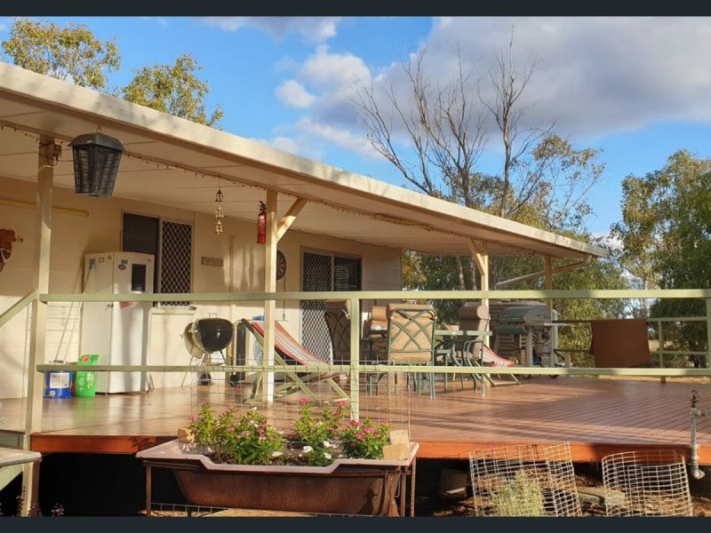 150 Quilpie Road, Charleville QLD 4470
