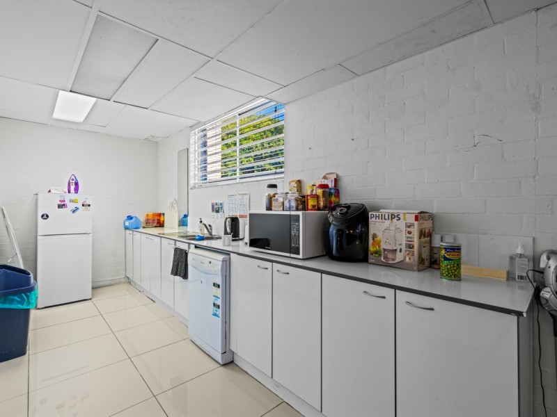 1921 Logan Road, Upper Mount Gravatt QLD 4122