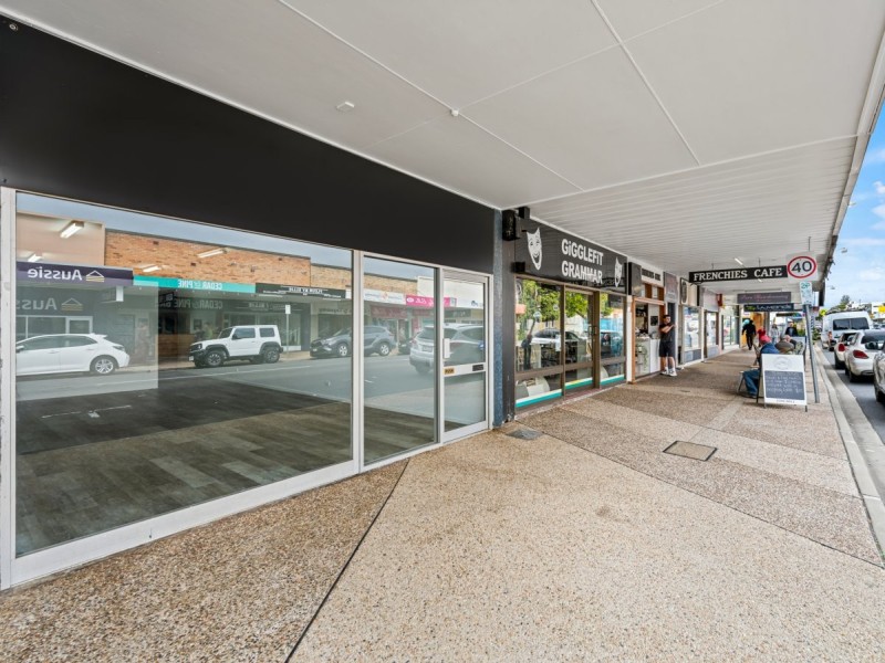 Shop 2/138 Bay Terrrace, Wynnum QLD 4178