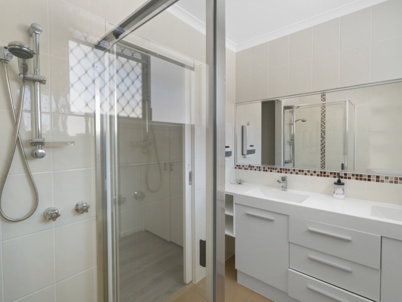 158 Warrigal Road, Runcorn QLD 4113