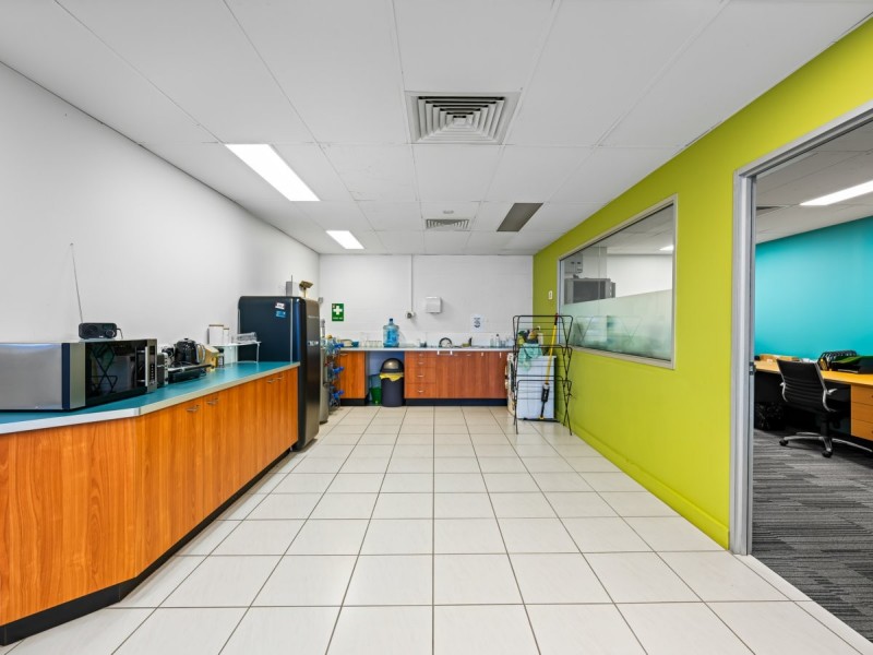 1/1129 Stanley Street East, Coorparoo QLD 4151