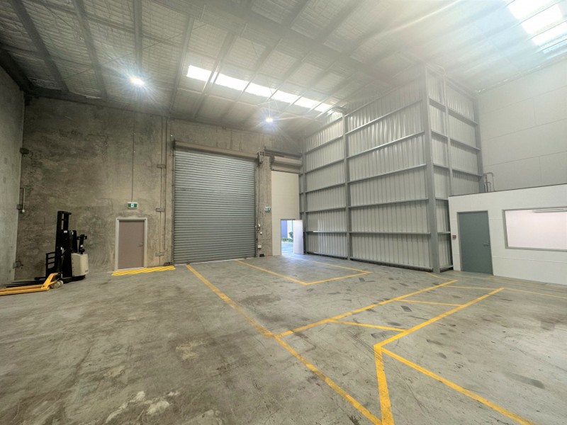 77 Brandl Street, Eight Mile Plains QLD 4113