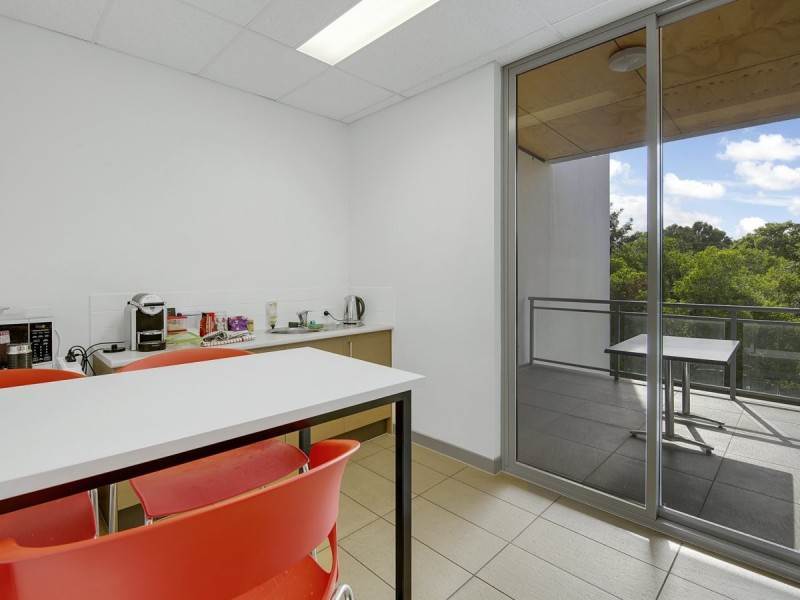 10/3990 Pacific Highway, Loganholme QLD 4129