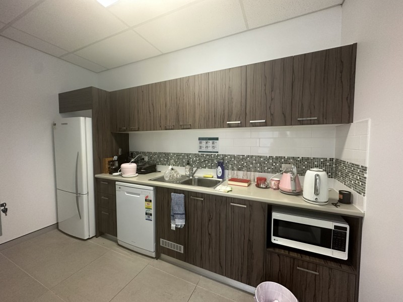 Level 1, Bldg 2, Part of lot 4/2740 Logan Road, Eight Mile Plains QLD 4113