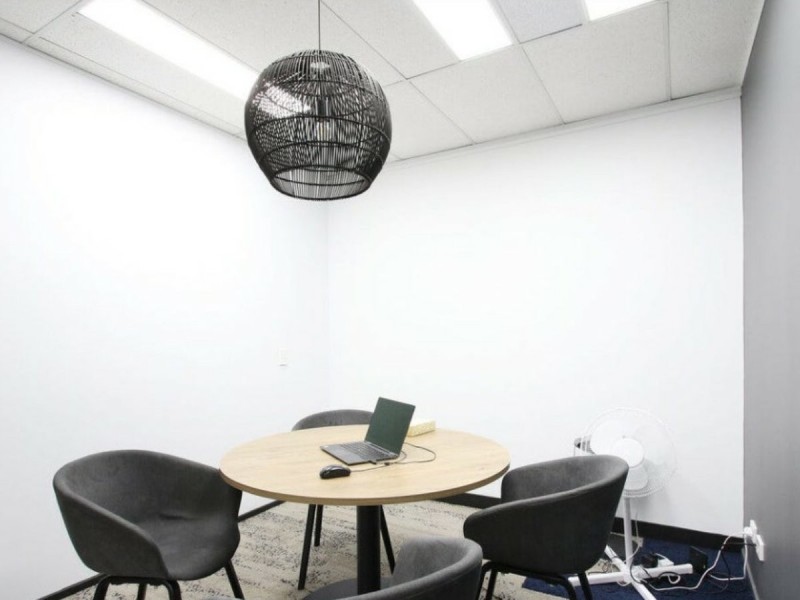 1933 Logan Road, Upper Mount Gravatt QLD 4122