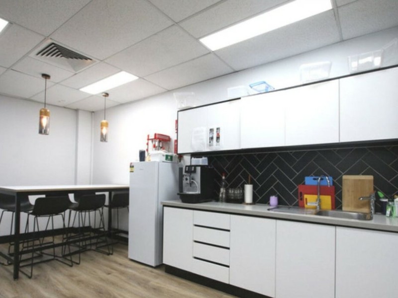 1933 Logan Road, Upper Mount Gravatt QLD 4122