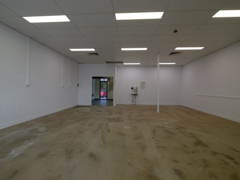 Shop 9/3-15 Dennis Road, Springwood QLD 4127