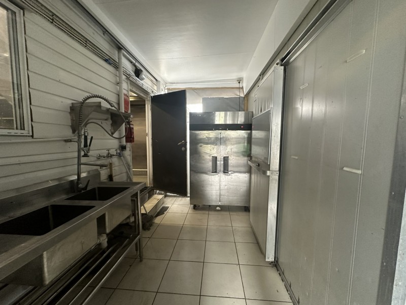 Shop B/148 Merthyr Road, New Farm QLD 4005