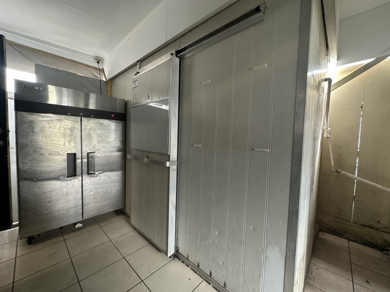 Shop B/148 Merthyr Road, New Farm QLD 4005