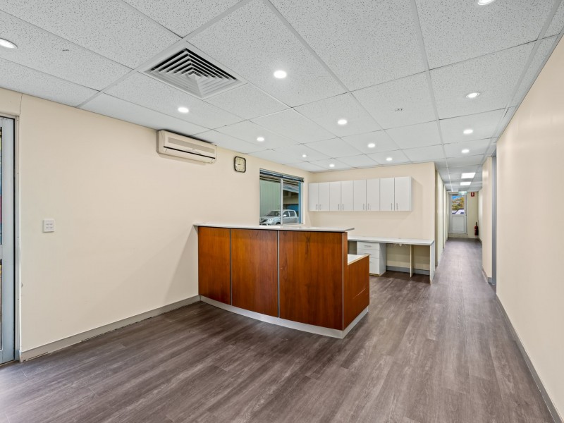 11 William Street, Blackstone QLD 4304