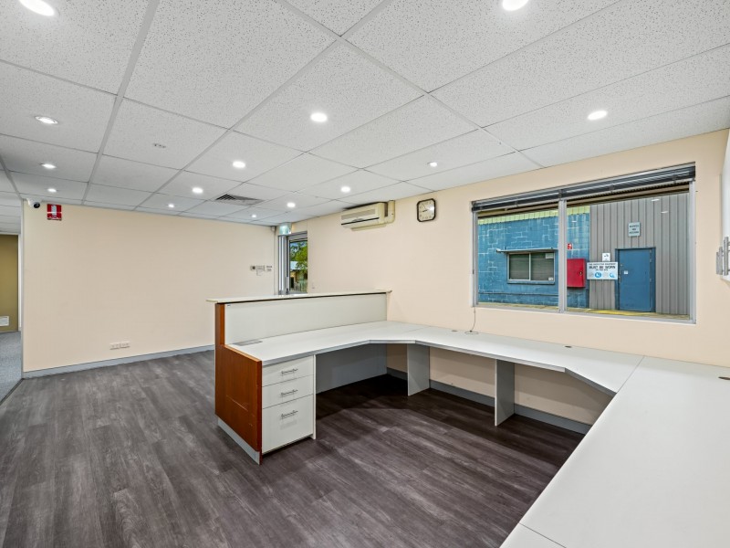 11 William Street, Blackstone QLD 4304