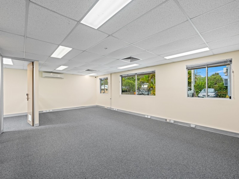 11 William Street, Blackstone QLD 4304