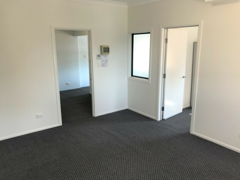 2 & 3/57 Cambridge Parade, Manly QLD 4179