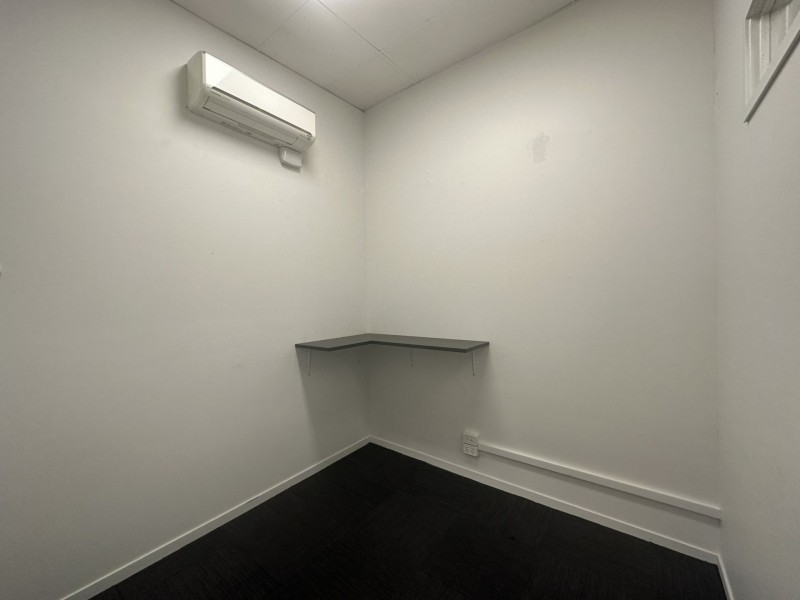 1 Station Road, Logan Central QLD 4114