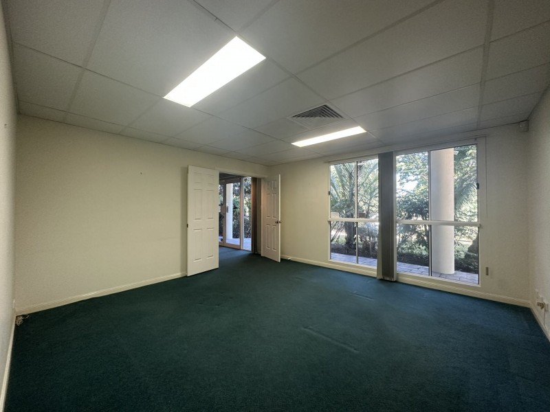 54-56 Junction Road, Burleigh Heads QLD 4220