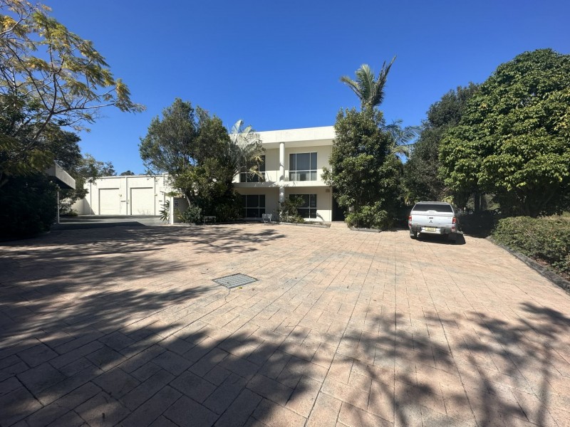 54-56 Junction Road, Burleigh Heads QLD 4220