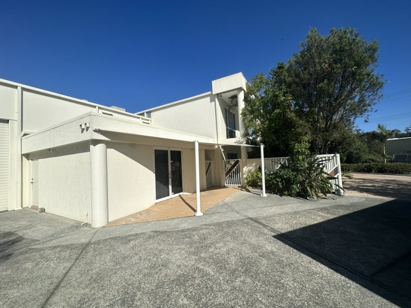 54-56 Junction Road, Burleigh Heads QLD 4220