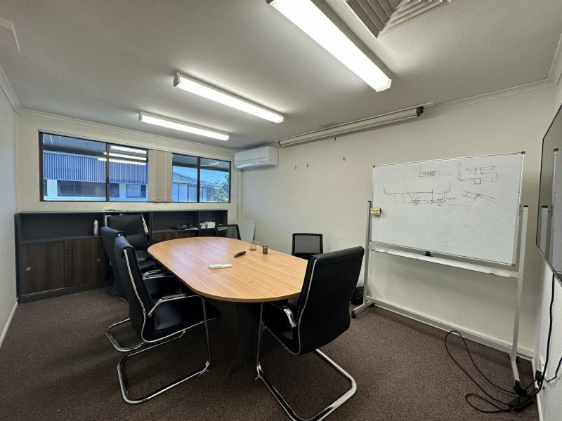 Level 1/116 Compton Road, Woodridge QLD 4114