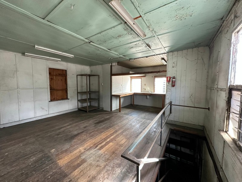 27 Hampton St, East Brisbane QLD 4169