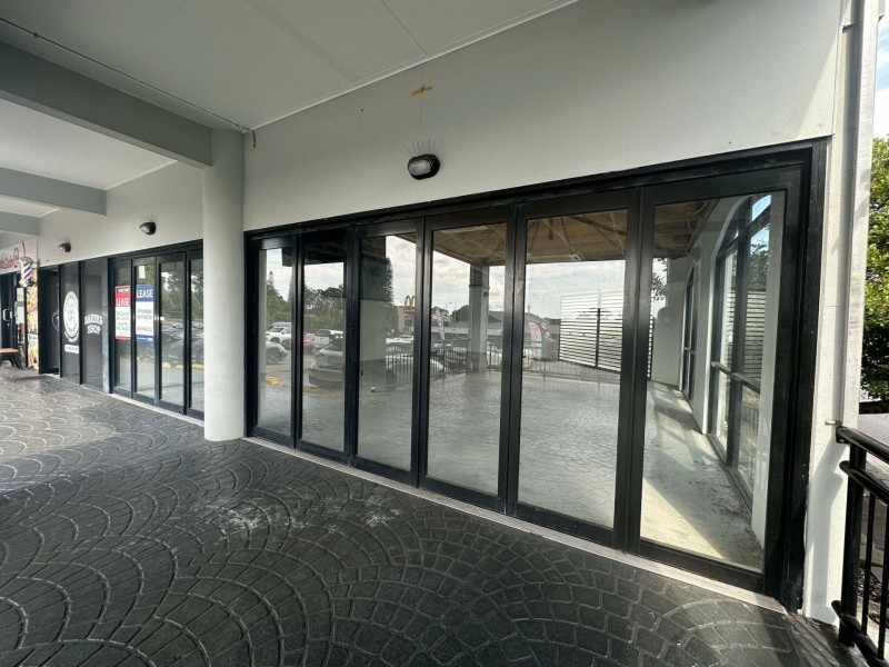 742 Creek Road, Mount Gravatt East QLD 4122