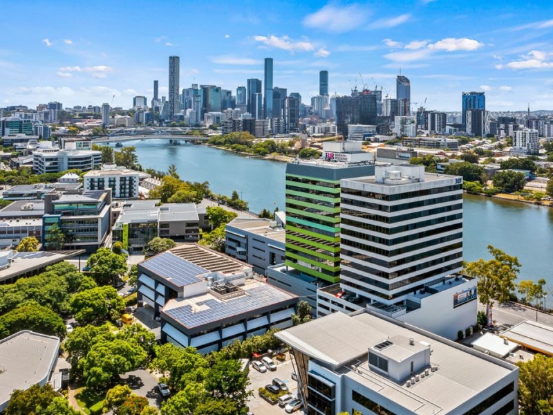 4.02, 301 Coronation Drive, Milton QLD 4064
