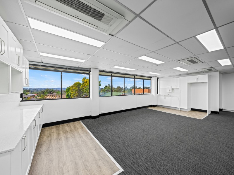 17 Station Road, Logan Central QLD 4114