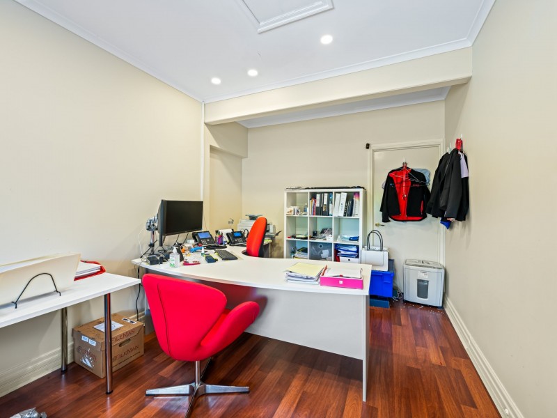 3 The Esplanade, Forest Lake QLD 4078