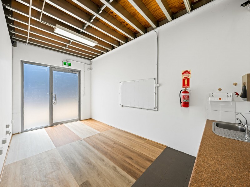 12/96 Gardens Drive, Willawong QLD 4110