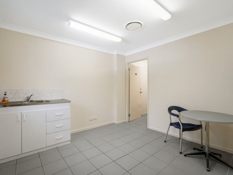 3956 Pacific Highway, Loganholme QLD 4129