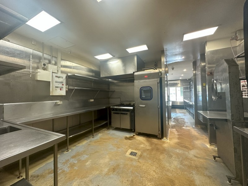 Shop 4/9 Morley Street, Toowong QLD 4066