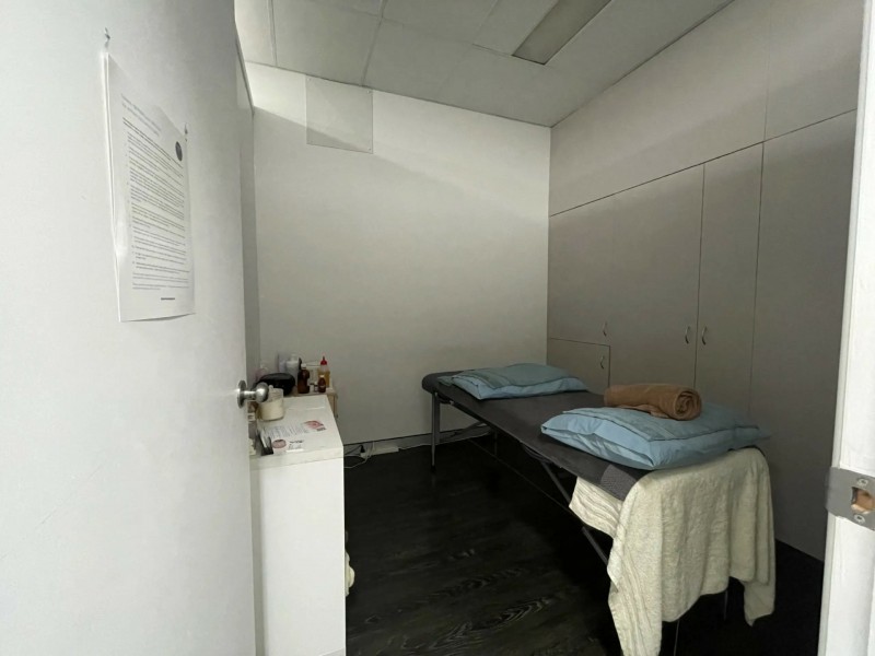 Shop 12/3-15 Dennis Road, Springwood QLD 4127