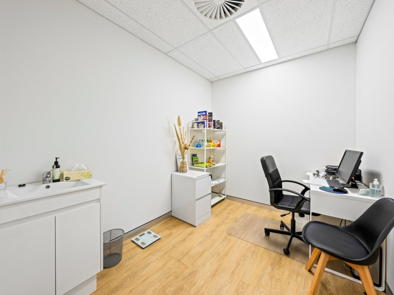 687-689 Old Cleveland Road East, Wellington Point QLD 4160