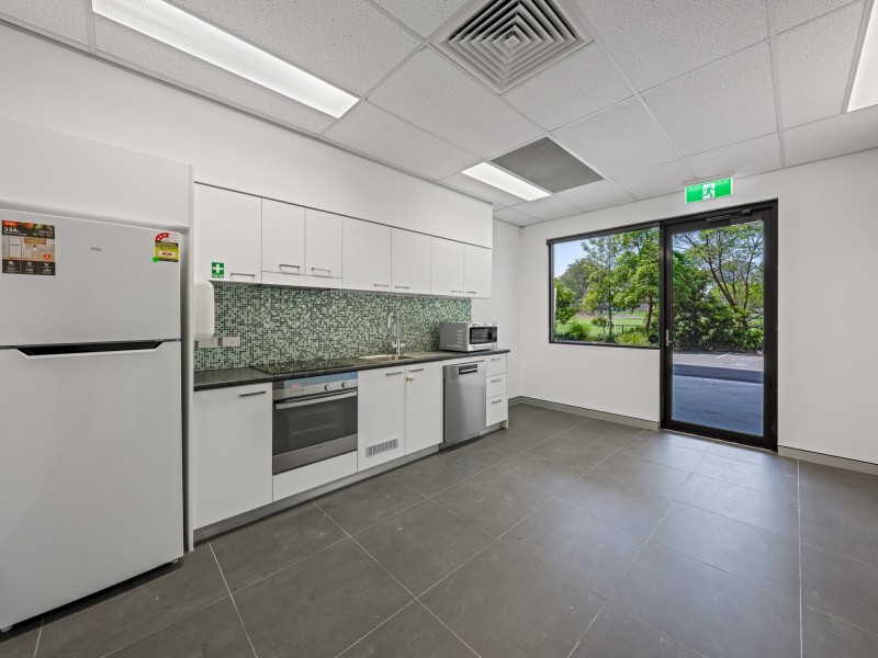 2/2740 Logan Road, Eight Mile Plains QLD 4113