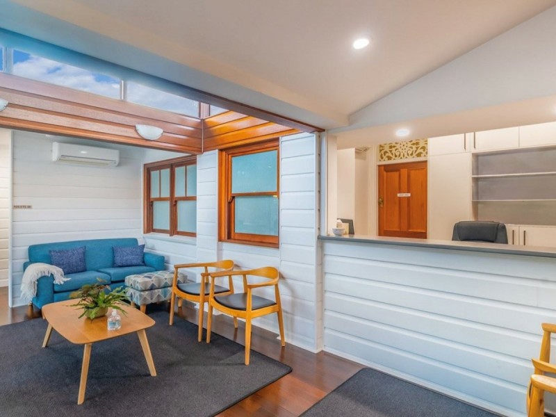 135 Brougham Street, Fairfield QLD 4103