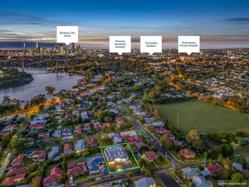 135 Brougham Street, Fairfield QLD 4103