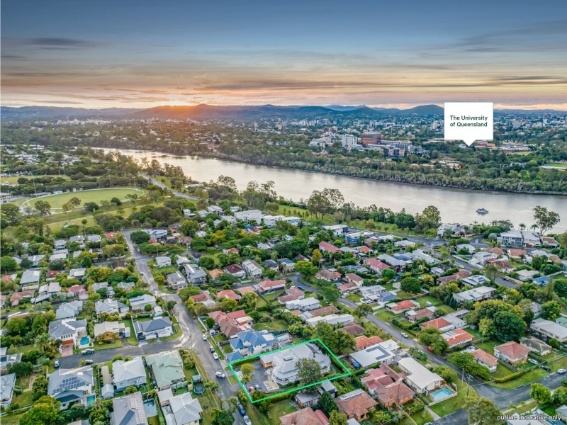 135 Brougham Street, Fairfield QLD 4103