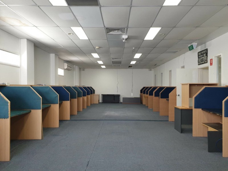 95 Ashmore Rd, Bundall QLD 4217