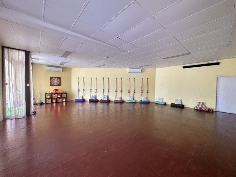 11 Mawarra Crescent, Ferny Hills QLD 4055