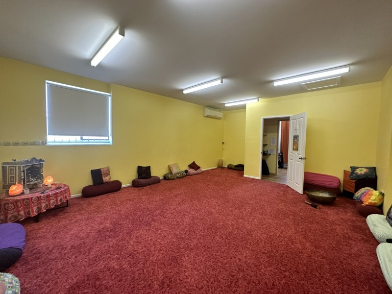11 Mawarra Crescent, Ferny Hills QLD 4055