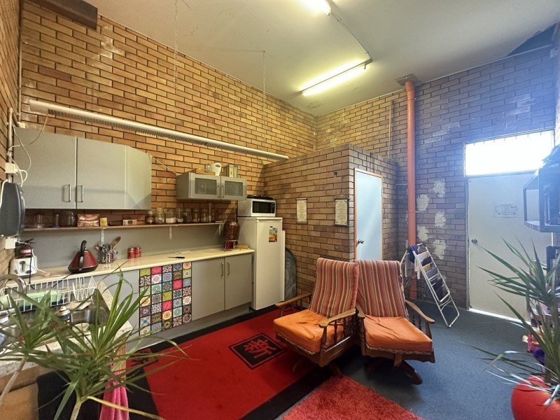 11 Mawarra Crescent, Ferny Hills QLD 4055